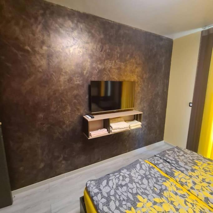 Fully Furnished Apartment-B7 Varna Exterior photo